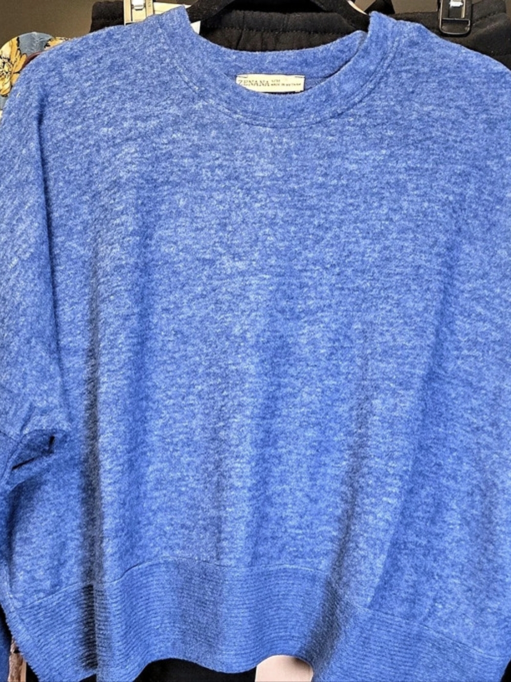 ZENANA Blue Crewneck Sweatshirt Size Small/Medium